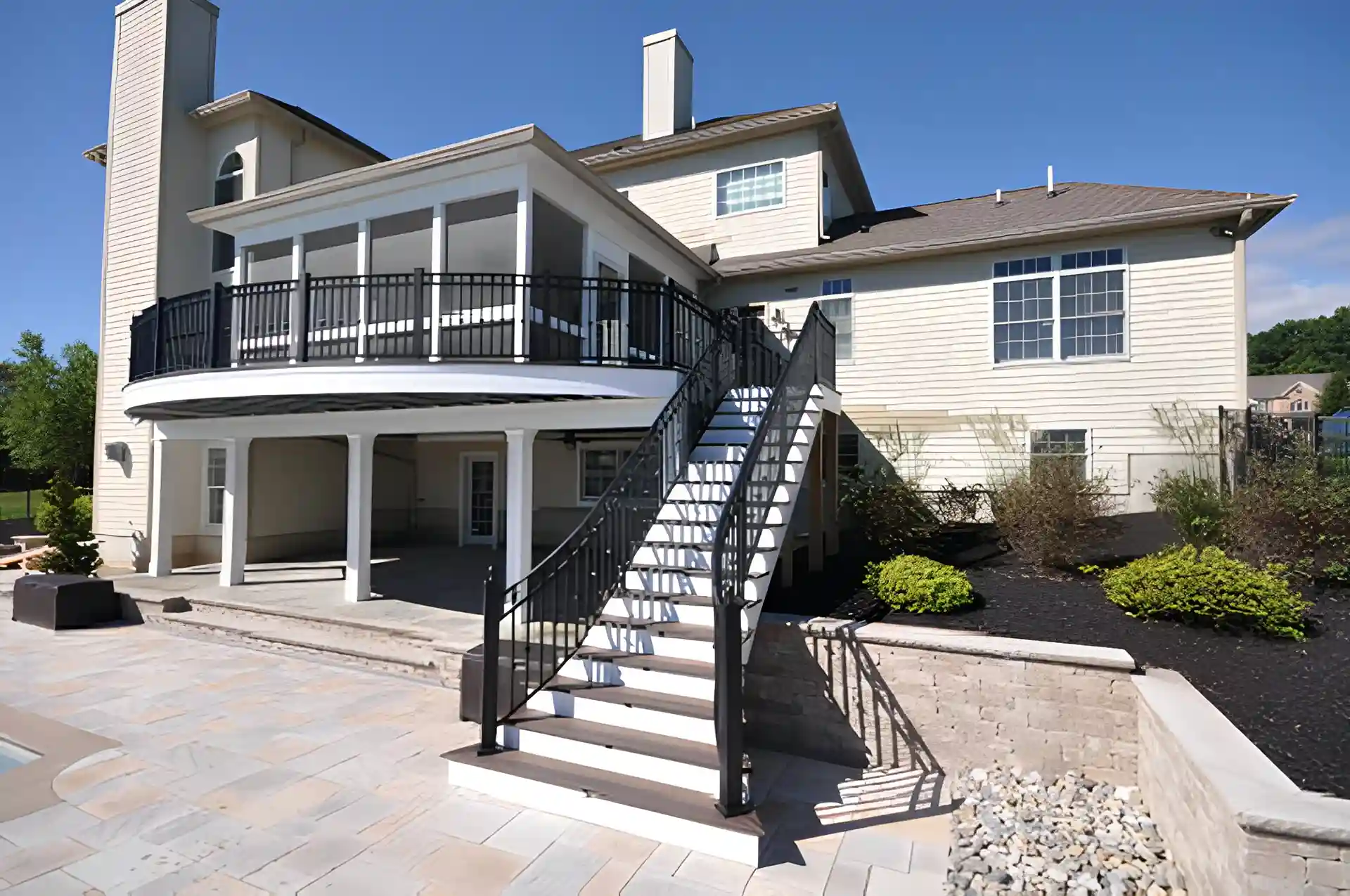 3-Season vs 4-Season Rooms comparison