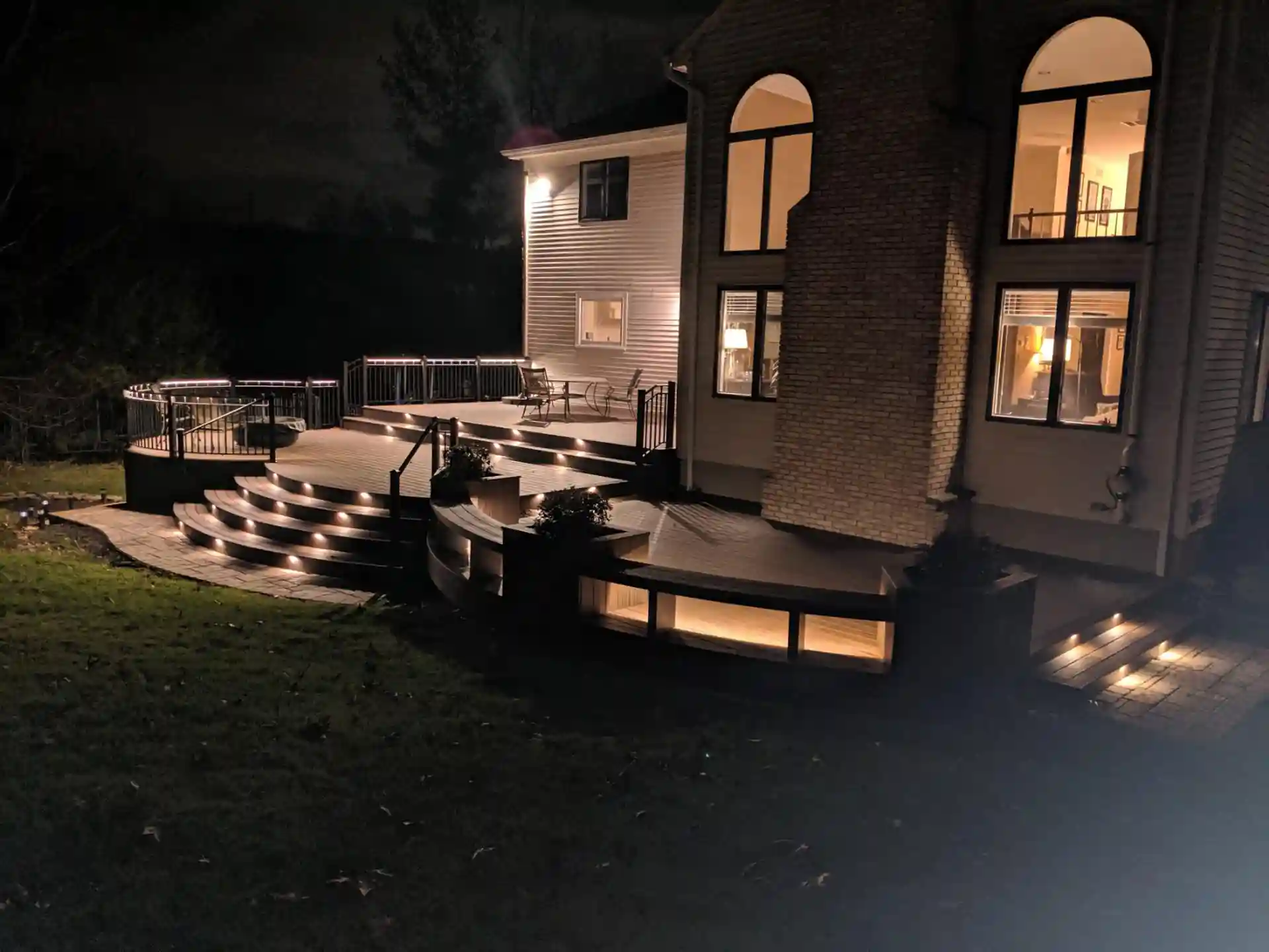 Low-Voltage Deck Lighting contractors near me